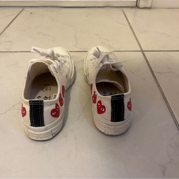 Come De Garcon X Converse Women’s Low Top Sneakers, Size 6 - Picture 4 of 7